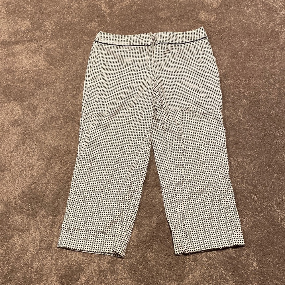 Talbots Black White Geometric Print Stretch Capri Pants SIZE 12
